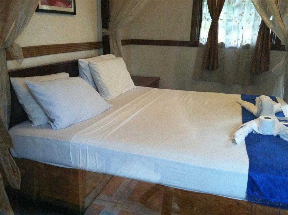 푸에르토프린세사 The Lotus Garden B&B 외부 사진