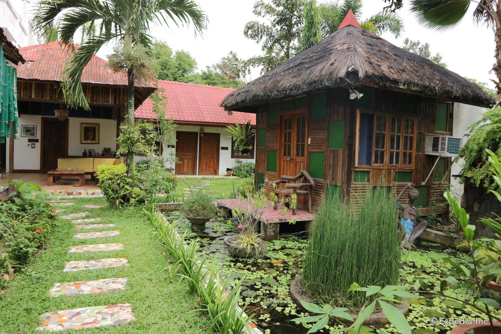 푸에르토프린세사 The Lotus Garden B&B 외부 사진