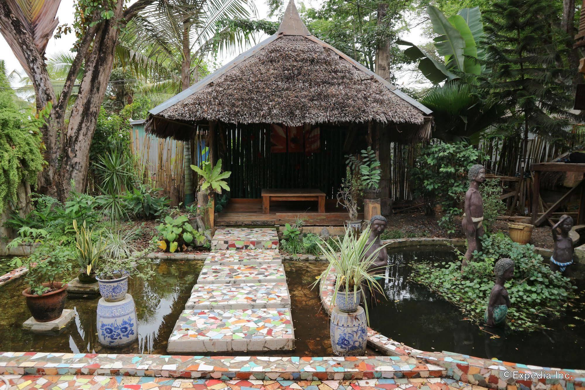 푸에르토프린세사 The Lotus Garden B&B 외부 사진