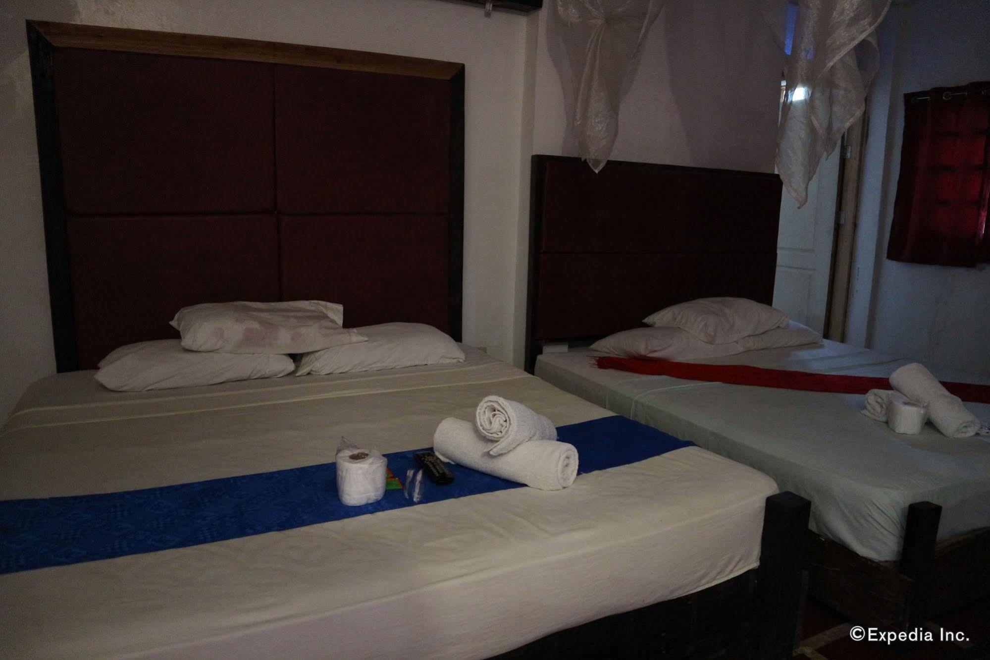 푸에르토프린세사 The Lotus Garden B&B 외부 사진